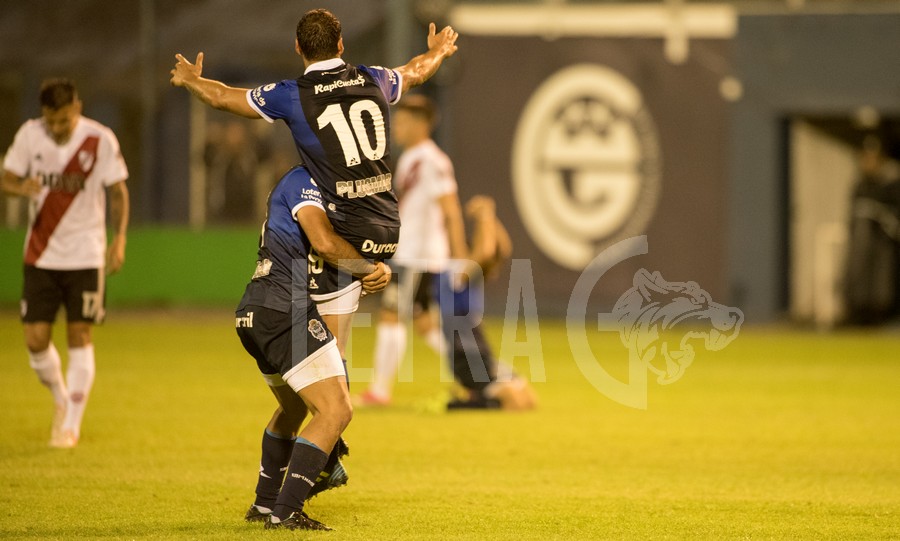 VS RIVER