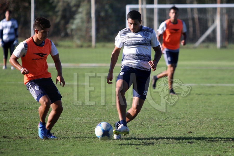 ENTRENÓ SIN EQUIPO DEFINIDO