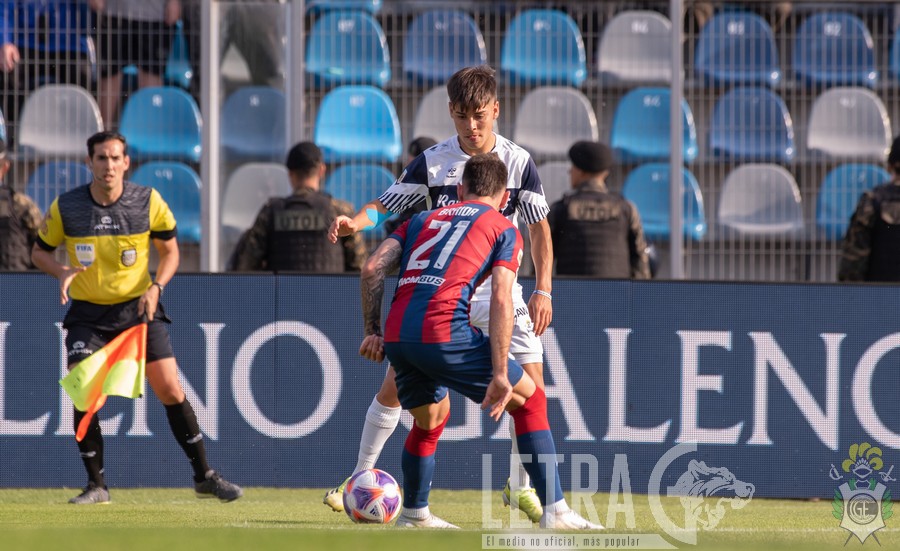 VS. SAN LORENZO