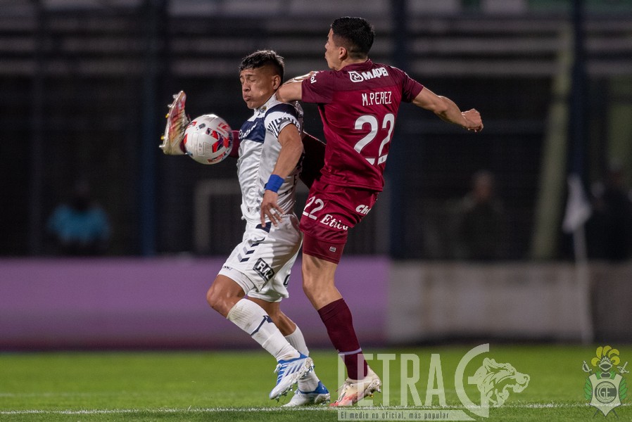 VS. LANÚS