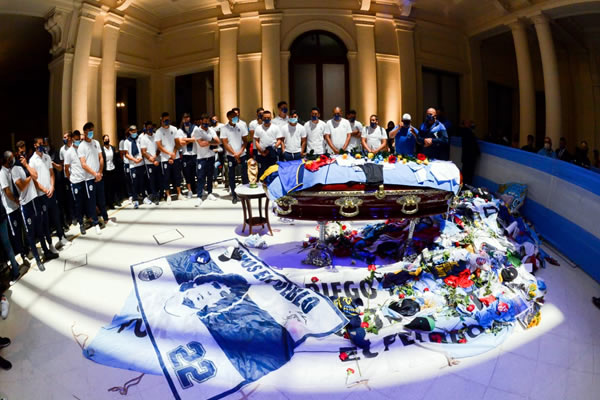 LA DESPEDIDA DEL PLANTEL