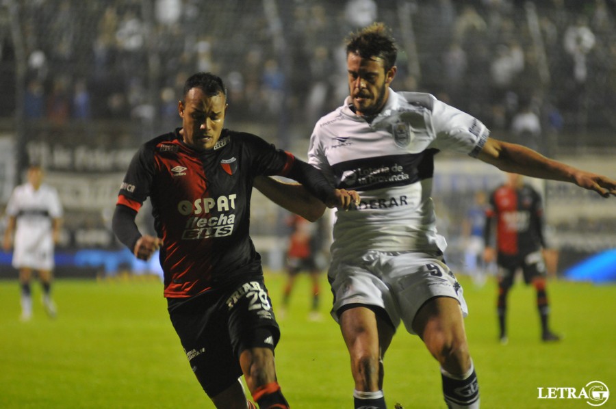 VS COLÓN 