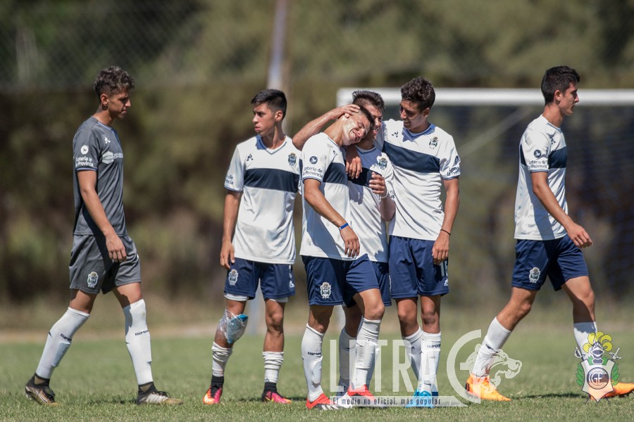 GRAN JORNADA ANTE EL TOMBA