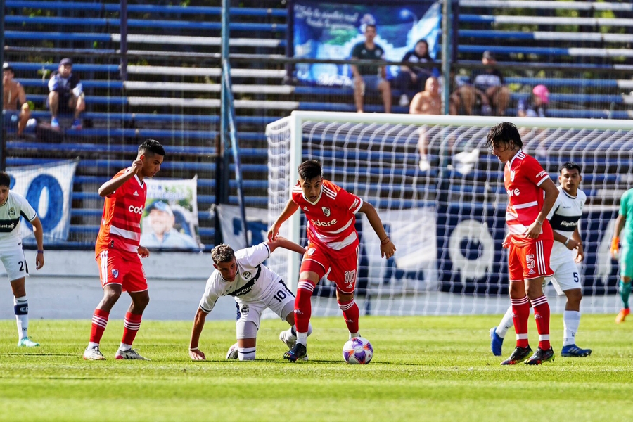 CAYÓ ANTE EL PUNTERO