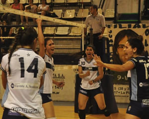 <big>DISPUTAN EL PRIMER LUGAR</big>