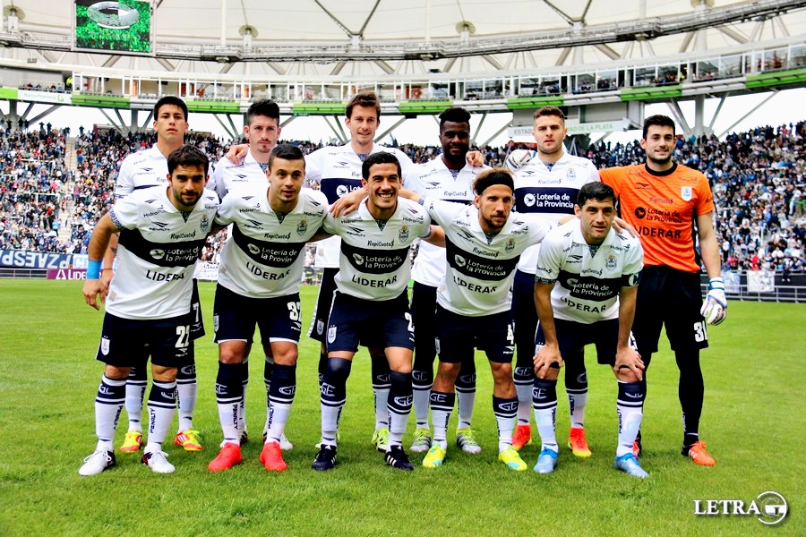 MAXI Y CARRERA, UN PASO ADELANTE