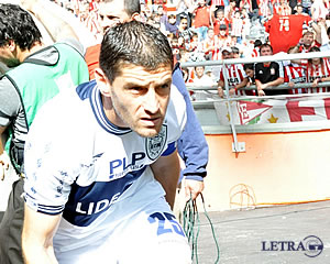 PELEÓ PERO NO ACERTÓ