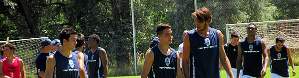 HIZO FÚTBOL CON BOU ENTRE LOS ONCE