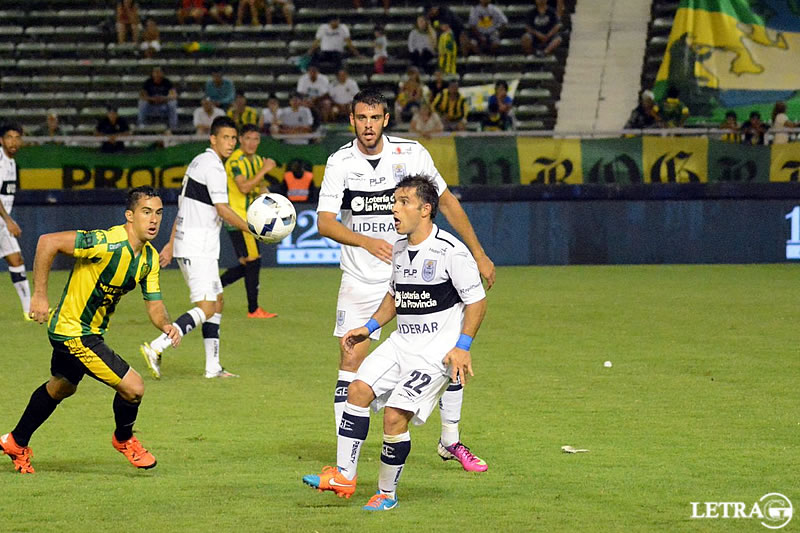 NIELL Y NOBLE, CUMPLIERON