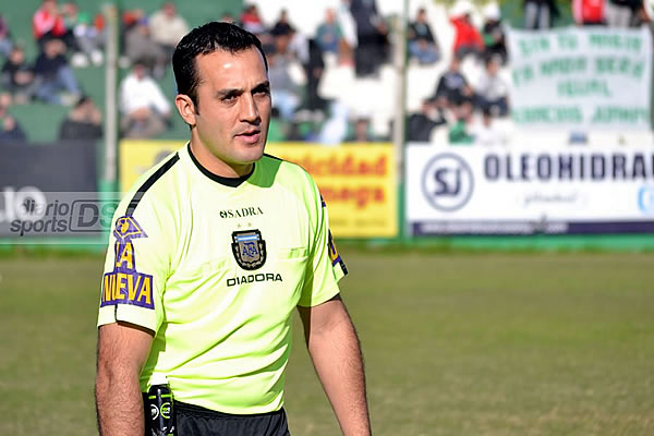 LA PRIMERA VEZ DE ESPINOZA