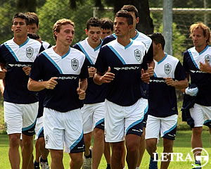 <BIG>HIZO FÚTBOL Y ESPERA EL CHOQUE DEL SÁBADO</BIG>