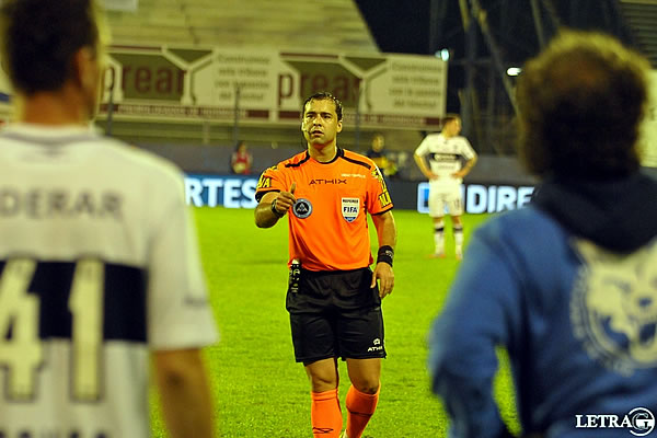 EN MUTE