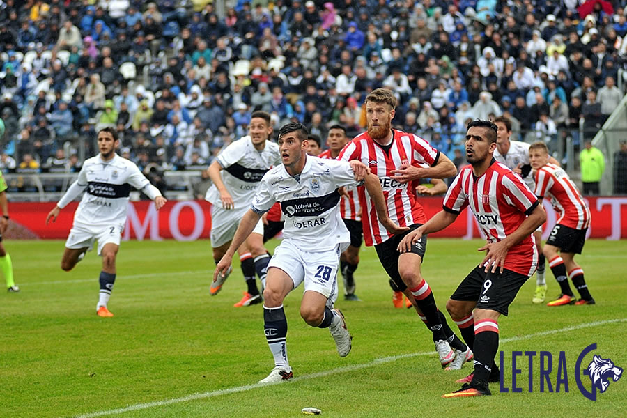 BAUTISMO CLÁSICO PARA VARIOS