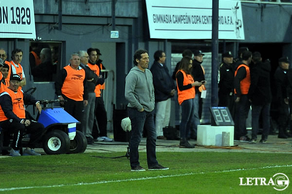 "SIGO VIENDO AL EQUIPO"