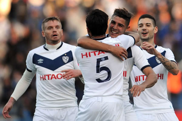 vélez con bajas