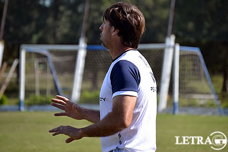 ARRANCA FRENTE A ARSENAL
