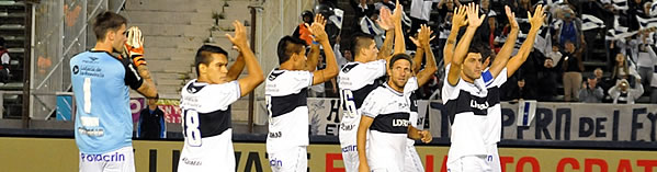<big>¡HOLA BASURERO, ACÁ ESTÁ DE NUEVO!</big>