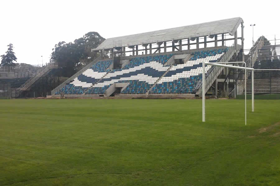LA PLATEA CONTINÚA AVANZANDO