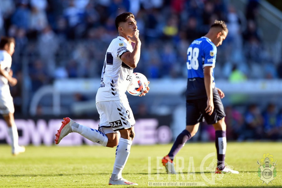VS. TALLERES