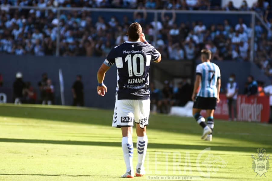 POR EL PRIMER AULLIDO