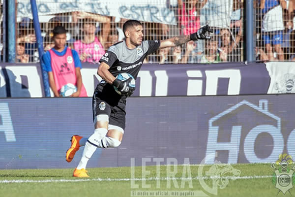 EL LOBO PONE PRIMERA EN LA COPA