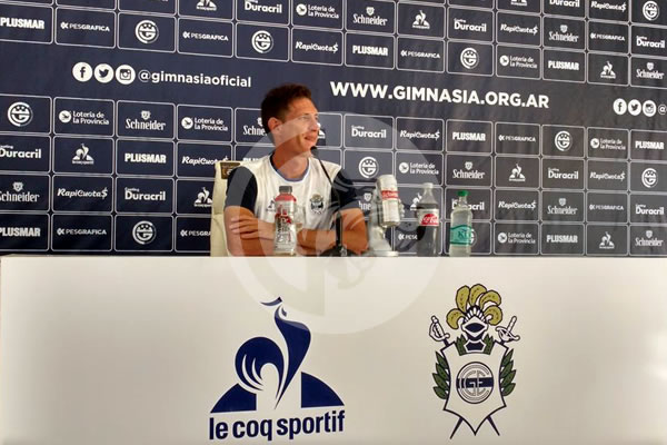 "OJALÁ ENTREMOS A UNA COPA"