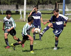 OPACO DEBUT DE LAS JUVENILES
