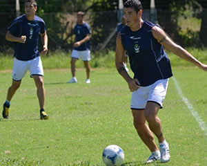 PEDRO BUSCA VARIANTES PARA RECIBIR A DOUGLAS HAIG