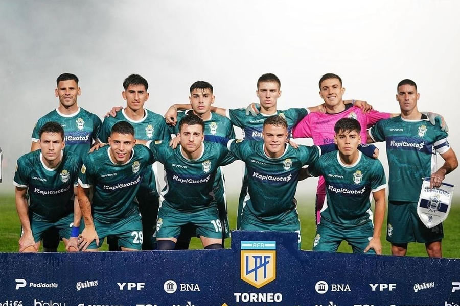 SIEMPRE YACARÉ