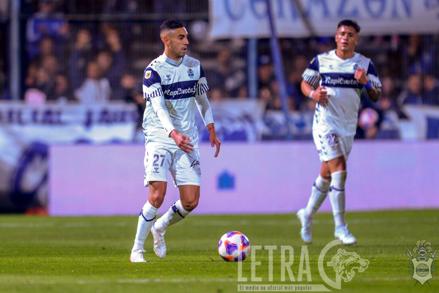 INSA, ENRIQUE Y YACARÉ
