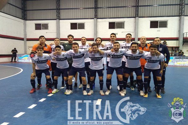 INVICTOS Y  PUNTEROS