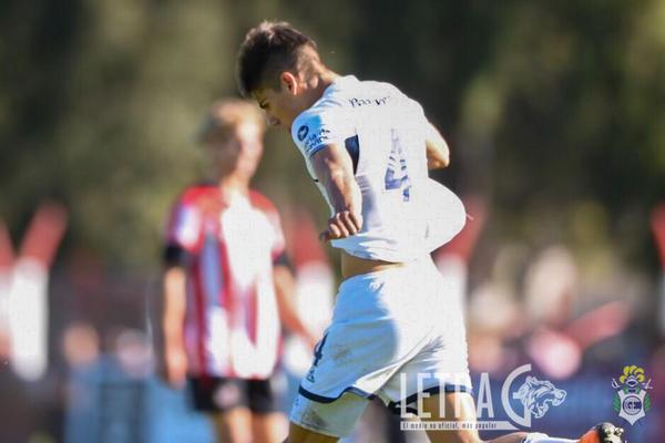 BIEN POR LOS PIBES EN EL CLÁSICO