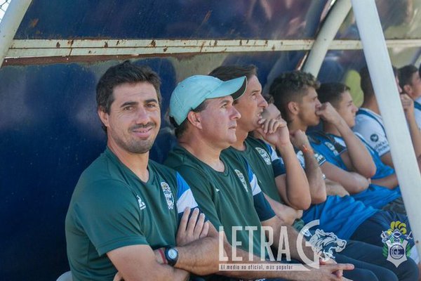 "Hay que levantar al plantel anímicamente"