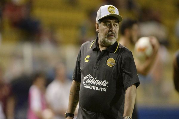 ¡APARECIÓ EL DIEGO!
