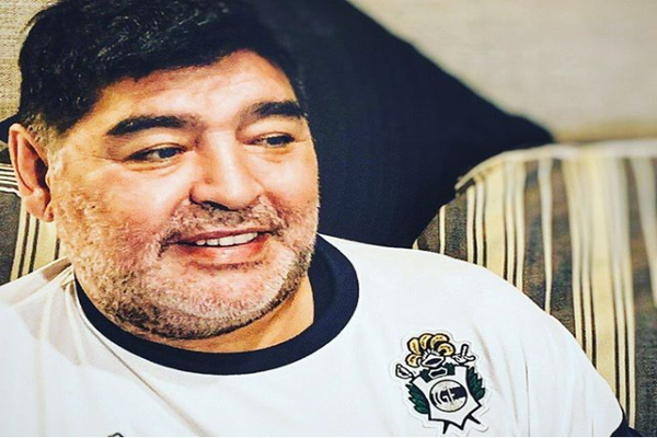 "GIMNASIA Y MARADONA SE MERECEN"
