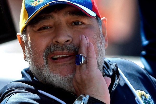 "LA MITAD MÁS UNO DE LA PLATA ESTÁ CONTENTA"