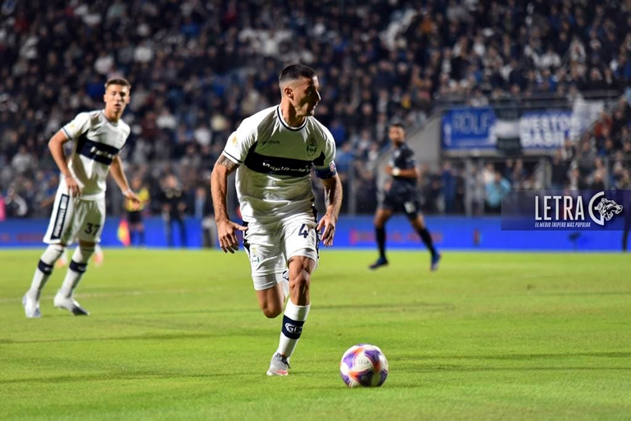 MORALES, OTRA VEZ EL MEJOR