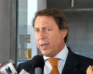 REUNIÓN CON EL MINISTRO CASAL