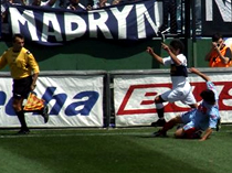 ROBO A MANO ARMADA