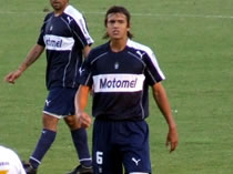 CIVELLI JUEGA CON COLÓN