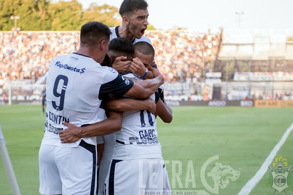 TE ALENTAREMOS DE CORAZÓN