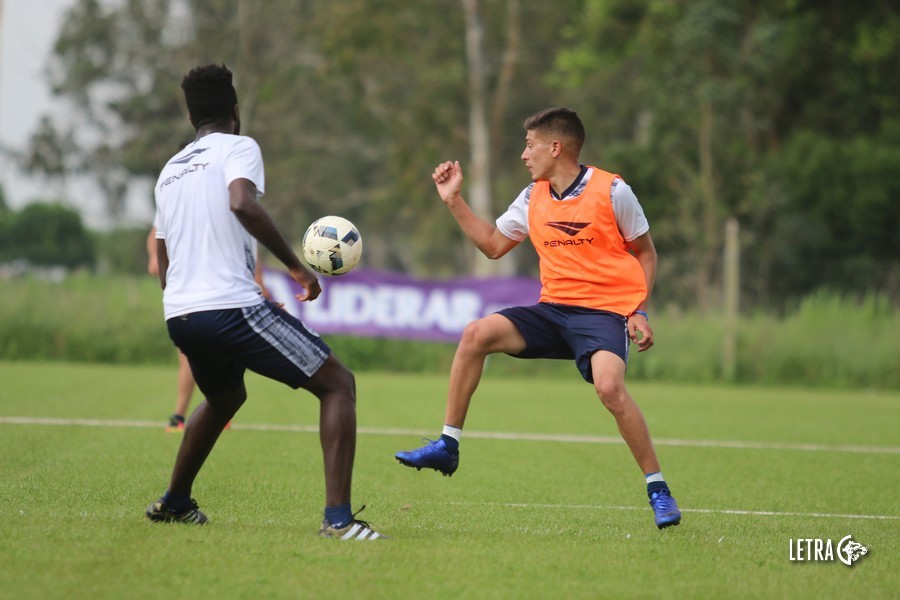 EL LOBO PREPARA EL EQUIPO