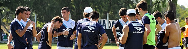<BIG>ROJAS AL MEDIO Y MEZA PASA AL ATAQUE</BIG>