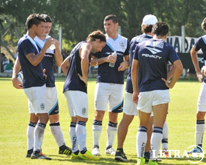 <big>HUBO FÚTBOL PARA NO PERDER RITMO</big>