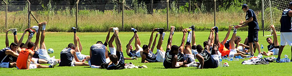 <BIG>CONTINÚA LA PUESTA A PUNTO</BIG>