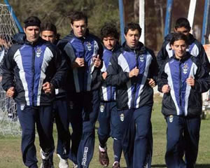 AUED SERÁ TITULAR