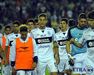 <big> FIGURAS, SE BUSCAN </big>