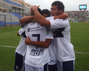A GANAR PARA SEGUIR EN CARRERA
