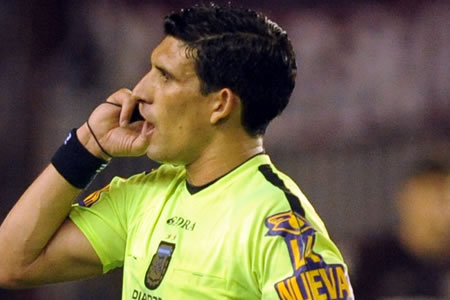 ¿cómo le fue al lobo con merlos?