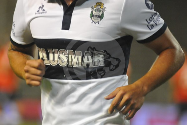 PLUSMAR AL PECHO